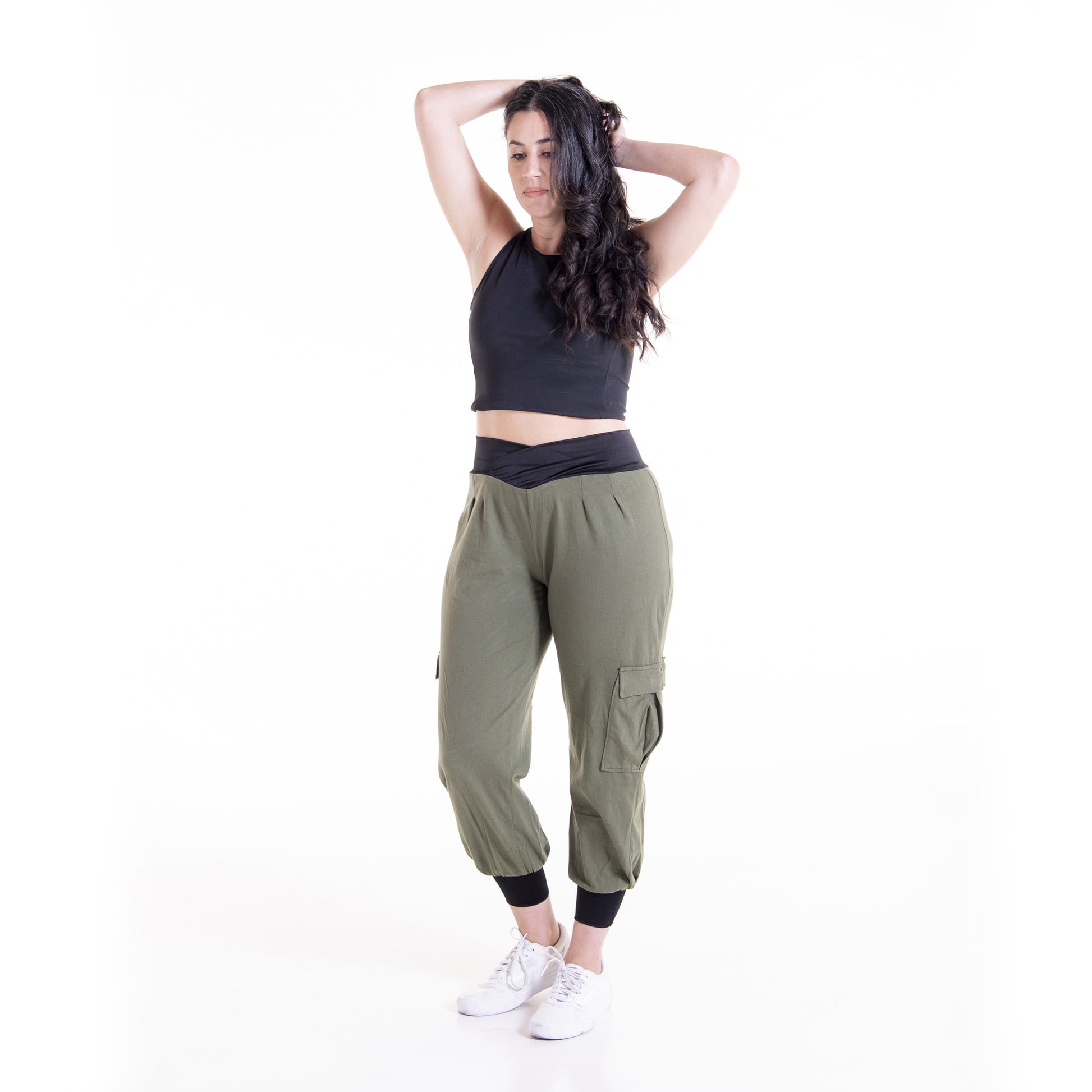 Woman wearing olive green Flax cargo pants - sewing pattern by The Bobbin Bloom